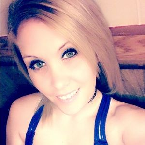 Meet your Posher, Krystal